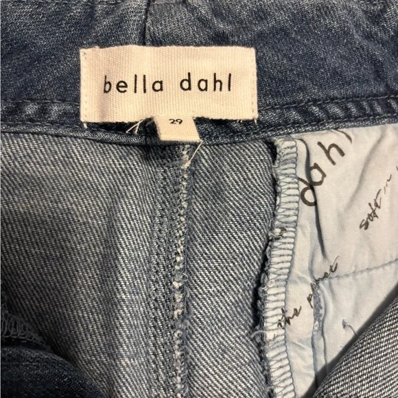 Bella Dahl Classic Blue Flare Jeans- extremely soft and lightweight - Picture 3 of 8